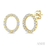 1/10 Ctw Initial 'O' Round Cut Diamond Earrings in 10K Yellow Gold