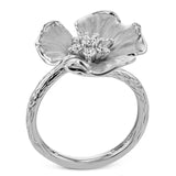 This 18K textured flower diam fashion ring has 0.33 ctw of white diam from our nature collection