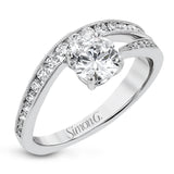 Round diamonds in a dynamic zig-zag shape create a bold modern look in this Lightning Collection ring.