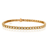 A modern take on a stackable diamond tennis bracelet, this timeless rose gold design is setting with a total of 2.00 ct of white diamonds.