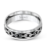 This patterned 14k white gold band makes the perfect statement.