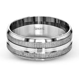 This modern take on a classic men's band features a clean, simple design with two finishes: brushed and high polish.