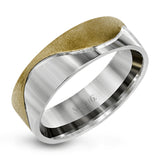 This modern two-tone 14k gold men's band features a combination of rose and white gold in a contemporary design.