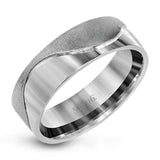 This modern two-tone 14k gold men's band features a combination of rose and white gold in a contemporary design.