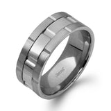 Featuring a contemporary chain-link design, this striking men's wedding band is highlighted by an elegant blend of white and yellow gold.