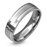 This two-tone gold men's band has a clean, modern design with both white and rose gold.