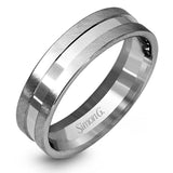 This men's band is appropriate for any occasion with a combination of both yellow and white gold in its modern design.