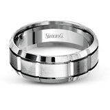 This classic two-tone gold men's band is perfect for everyday wear with a beveled edge and modern details.