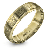 Featuring a modern twist on the classic wedding band design, this contemporary white gold men's wedding band has an eye-catching rose gold outline.