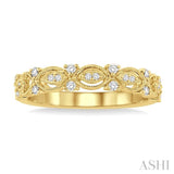 1/6 Ctw Round Diamond Wedding Band with in 14K Yellow Gold