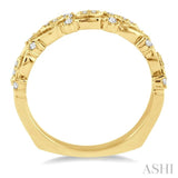 1/6 Ctw Round Diamond Wedding Band with in 14K Yellow Gold