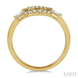 1/5 Ctw Curved Twin Row Round Cut and Baguette Diamond Wedding Band in 14K Yellow Gold
