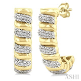 1/10 Ctw Bold Ribbed Swirl Round Cut Diamond Pirouette Fashion Half Hoop Earring in Yellow Gold Vermeil