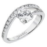 Round diamonds in a dynamic zig-zag shape create a bold modern look in this Lightning Collection ring.