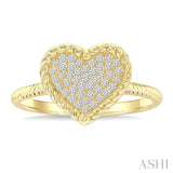 1/5 Ctw Round Cut Diamond Rope Border Heart Motif Fashion Ring in 10K Yellow Gold