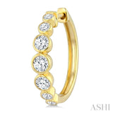 1/2 Ctw Graduated Bezel Set Round Cut Diamond Fashion Hoop Earrings in 14K Yellow Gold