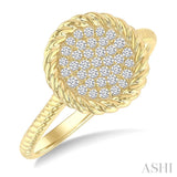 1/5 Ctw Round Cut Diamond Rope Border Circle Motif Fashion Ring in 10K Yellow Gold