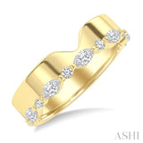 1/2 Ctw Bold V-Shaped Center Marquise and Round Cut Diamond Fashion Band in 14K Yellow Gold