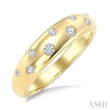 1/6 Ctw Round Cut Diamond Flush Set Mosaic Dome Bold Band in 10K Yellow Gold