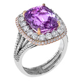 This incredible 18k white and rose gold ring makes a statement with 1.26 ctw of white diamonds encircling a wonderful 6.68 ct kunzite center stone.