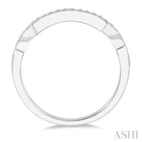 1/6 Ctw Curvy Round Cut Diamond Wedding Band in 14K White Gold