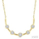 1/6 Ctw Round Cut Diamond Smile Bar Necklace in 10K Yellow Gold