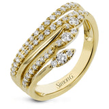 This 18k gold ring features .50 ctw of round white diamonds in a modern design.